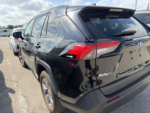 Used 2024 Toyota RAV4 XLE w/ Weather Package image 7