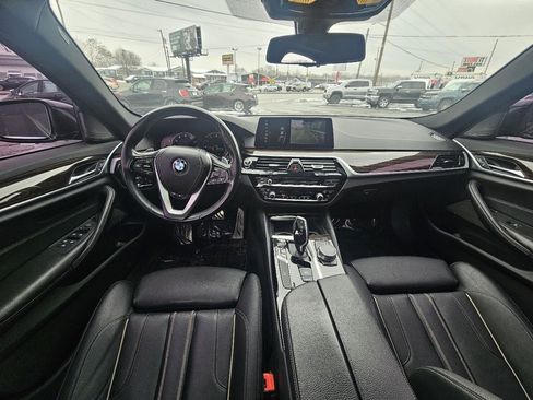 Used 2017 BMW 540i xDrive image 41