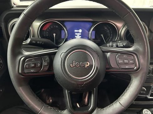 Used 2023 Jeep Wrangler Unlimited w/ Cold Weather Group AWD/4WD image 18