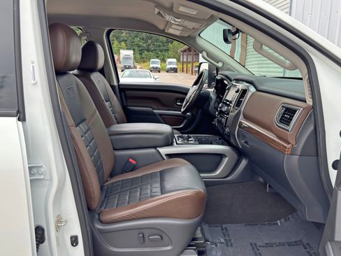 Used 2016 Nissan Titan Platinum Reserve image 13