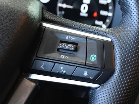 Used 2023 Mitsubishi Outlander Ralliart AWD/4WD image 38