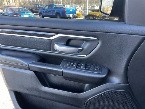 Used 2019 RAM 1500 Big Horn image 31