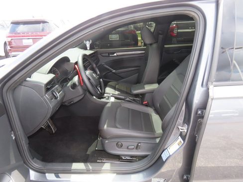 Used 2021 Volkswagen Passat 2.0T R-Line image 25