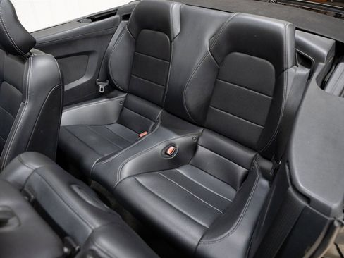 Used 2015 Ford Mustang Premium image 13