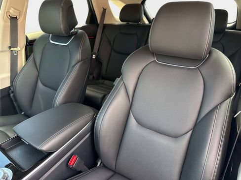 Used 2026 Genesis GV70 2.5T image 45