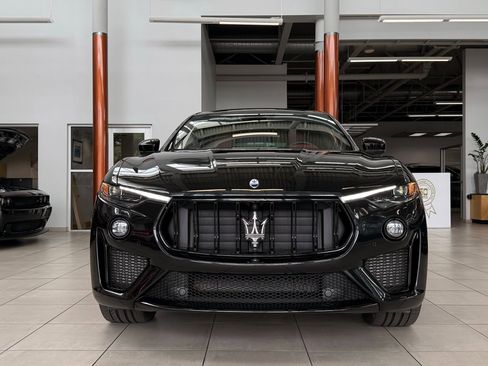 Used 2023 Maserati Levante Modena S AWD/4WD image 8