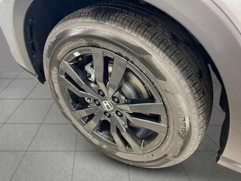 New 2026 Honda HR-V Sport image 11