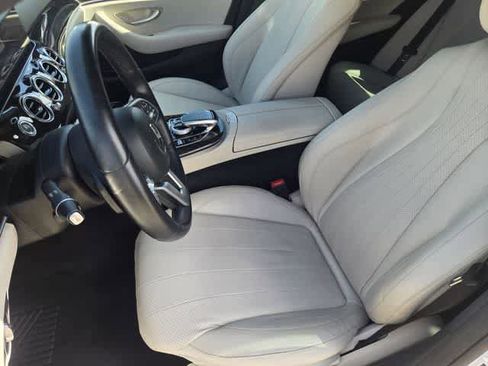 Used 2019 Mercedes-Benz E 300 image 11