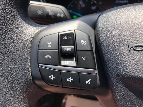 Used 2021 Ford Escape SE FWD image 34