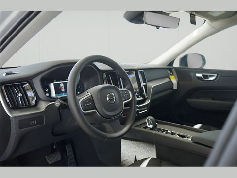 New 2025 Volvo XC60 B5 Core w/ Climate Package image 16