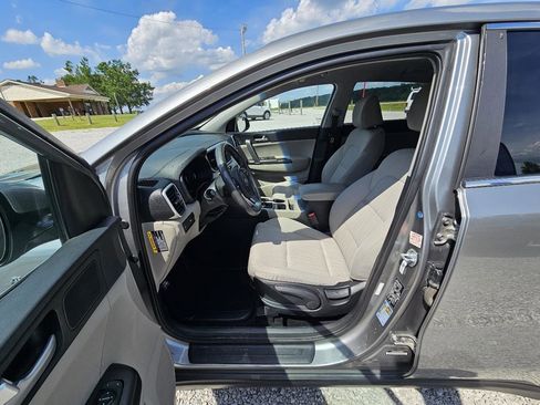 Used 2020 Kia Sportage LX AWD/4WD image 14