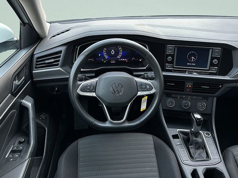 Used 2024 Volkswagen Jetta S FWD image 10