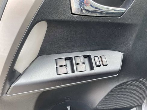 Used 2017 Toyota RAV4 XLE FWD image 16