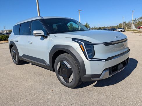 New 2026 Kia EV9 Wind image 2