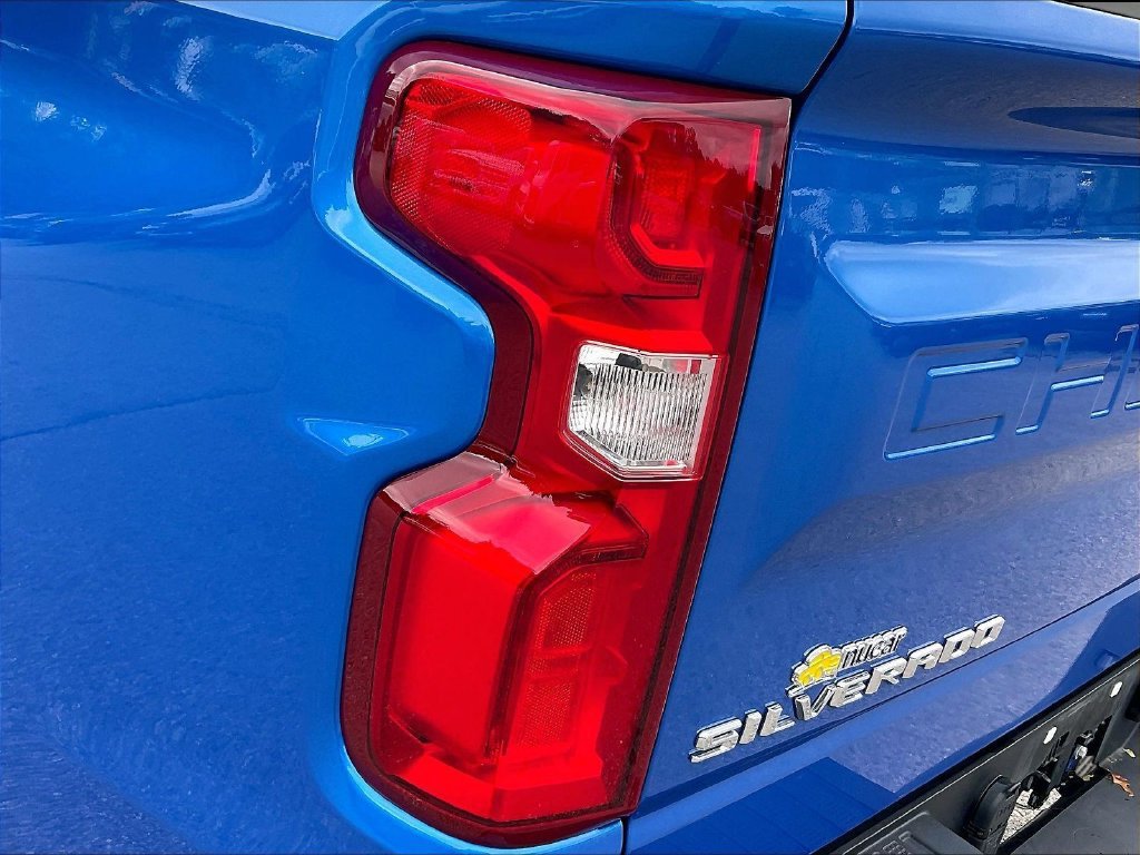 Used 2025 Chevrolet Silverado 1500 RST w/ All Star Edition Plus AWD/4WD image 31