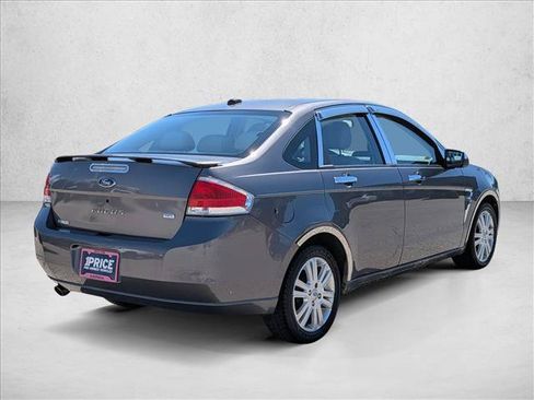 Used 2009 Ford Focus SEL FWD image 5