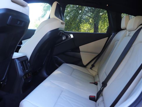 New 2026 BMW X3 xDrive30 w/ Premium Package image 15