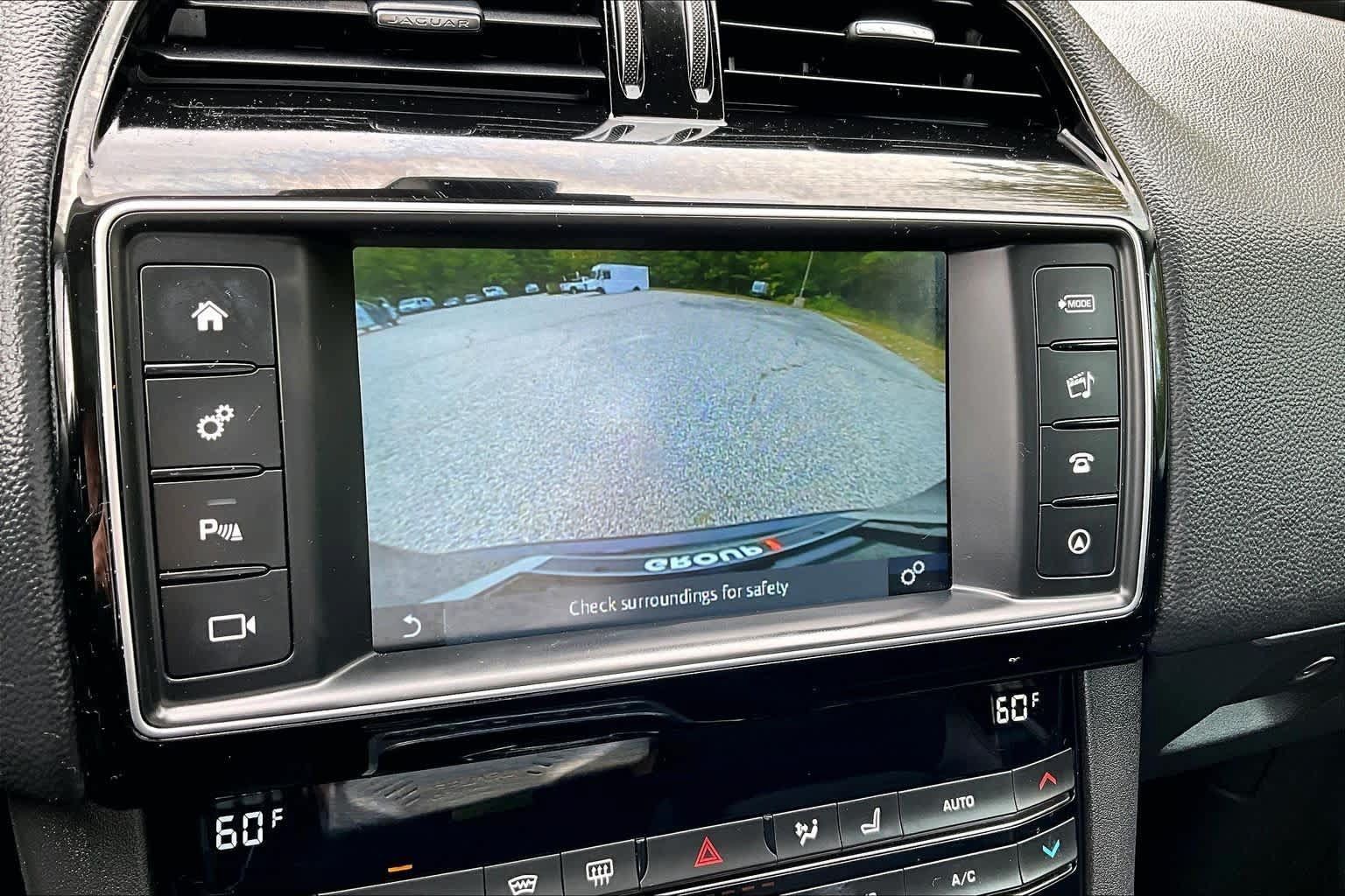 Used 2017 Jaguar F-PACE Prestige AWD/4WD image 29