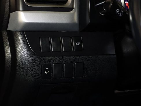 Used 2016 Toyota Highlander XLE image 29