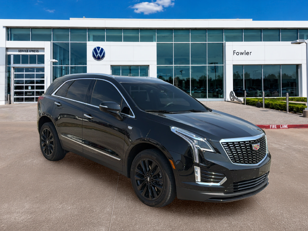 Used 2024 Cadillac XT5 Luxury FWD image 3