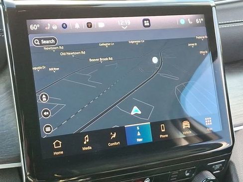 Used 2022 Jeep Grand Cherokee L Limited image 22