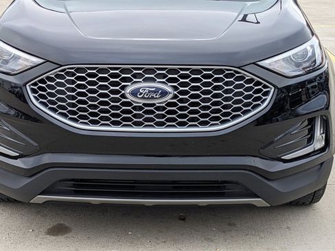 Used 2024 Ford Edge SEL w/ Convenience Package image 9