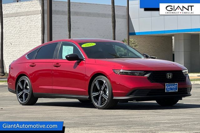 Used 2025 Honda Accord Sport image 1