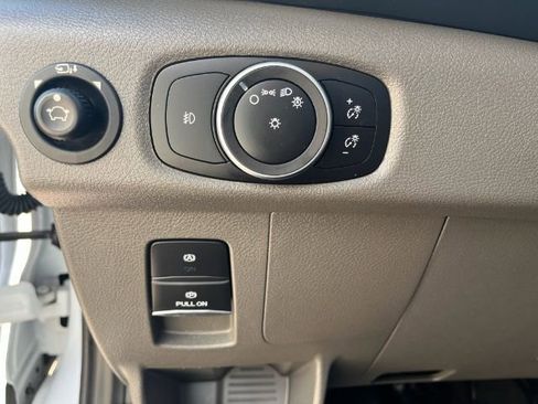 Used 2023 Ford Transit 350 XLT image 25
