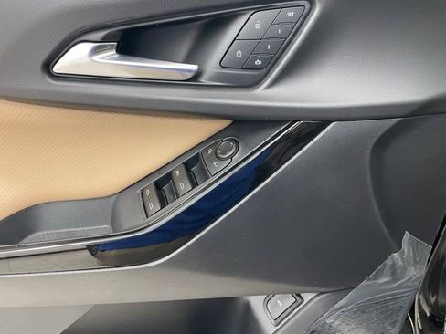 New 2026 Chevrolet Equinox ACTIV w/ Convenience Package III AWD/4WD image 10