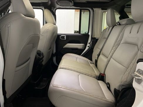 Used 2021 Jeep Wrangler Unlimited Sahara image 68