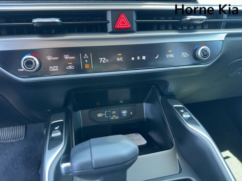 New 2026 Kia Sorento S FWD image 18