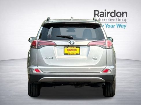 Used 2017 Toyota RAV4 XLE w/ Plus Special Value Package AWD/4WD image 5