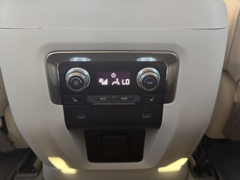 Certified 2022 GMC Yukon Denali w/ Denali Premium Package image 30