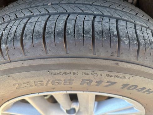 Certified 2025 Nissan Rogue S image 14