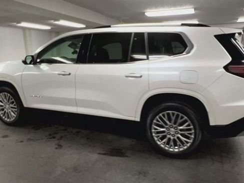 Certified 2025 GMC Acadia Denali AWD/4WD image 6