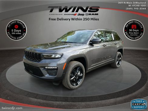 New 2025 Jeep Grand Cherokee Limited w/ Black Appearance Package image 6