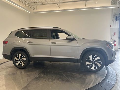 New 2026 Volkswagen Atlas SE AWD/4WD image 2