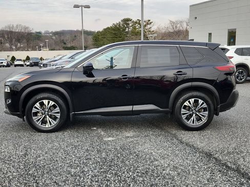 Used 2023 Nissan Rogue SV image 5