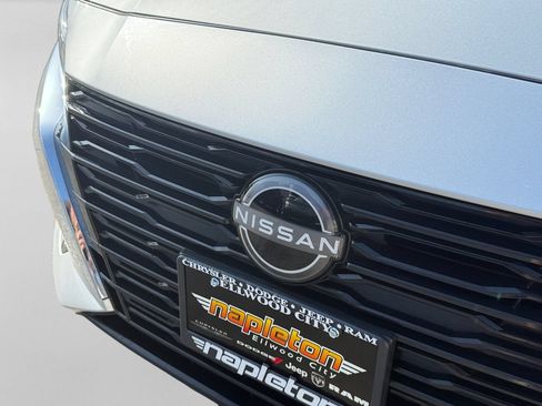 Used 2025 Nissan Altima 2.5 SV w/ SV Special Edition Package FWD image 11