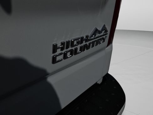 New 2026 Chevrolet Silverado 1500 High Country AWD/4WD image 12