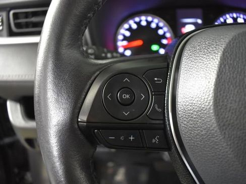 Used 2021 Toyota RAV4 XLE w/ XLE Grade Weather Package image 16