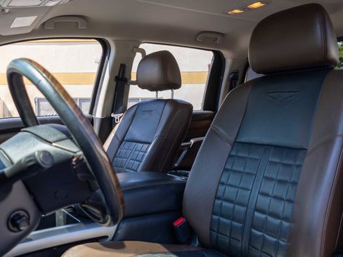 Used 2016 Nissan Titan Platinum Reserve image 15