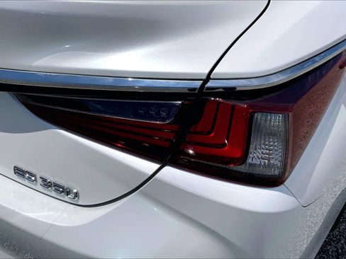 Used 2020 Lexus ES 350 w/ Premium Package FWD image 30