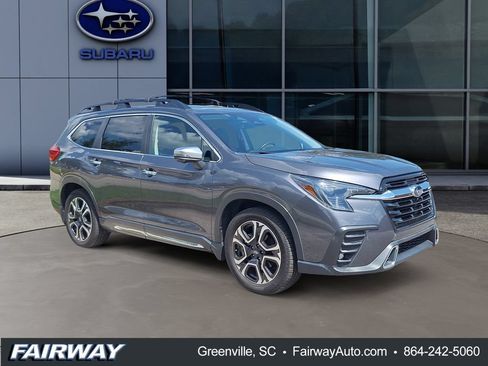 Used 2023 Subaru Ascent Touring AWD/4WD image 4