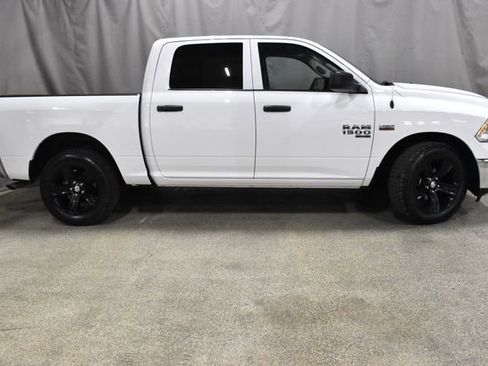 Used 2023 RAM 1500 Classic SLT w/ Protection Group AWD/4WD image 3