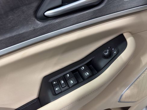 New 2024 Jeep Grand Cherokee Limited 4xe image 22