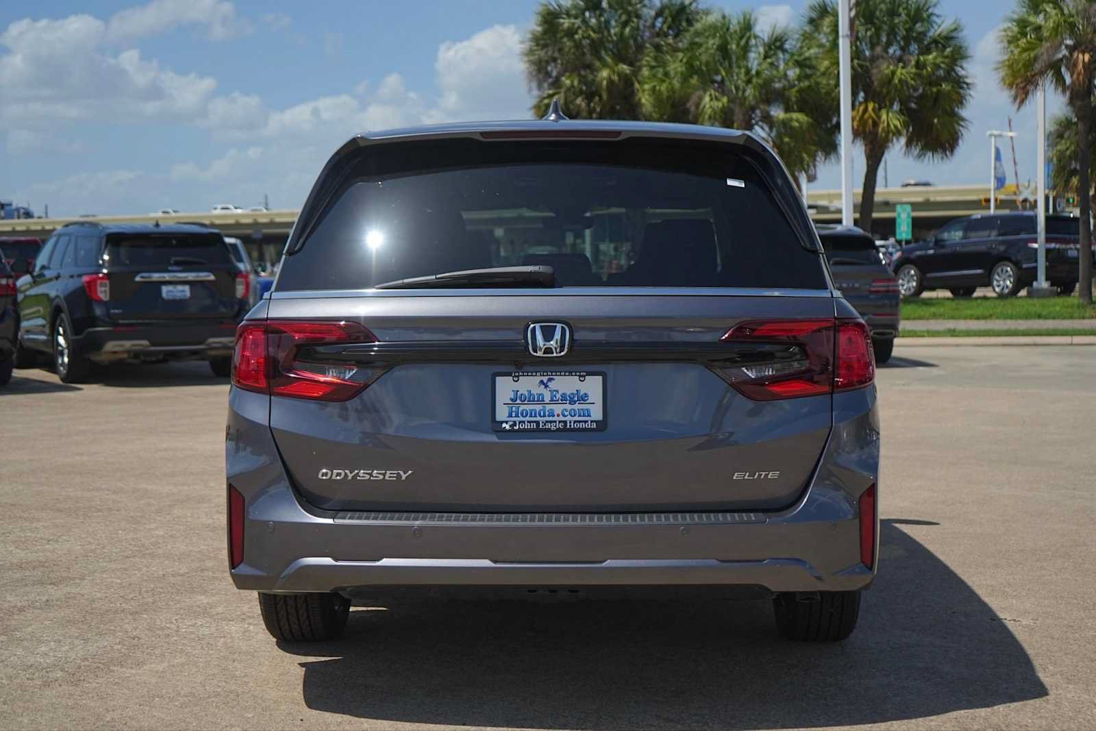New 2027 Honda Odyssey Elite image 5