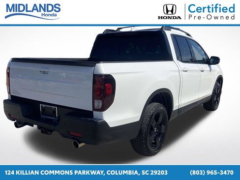 Certified 2025 Honda Ridgeline Black Edition image 6