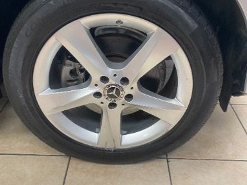 Used 2018 Mercedes-Benz GLE 350 image 28