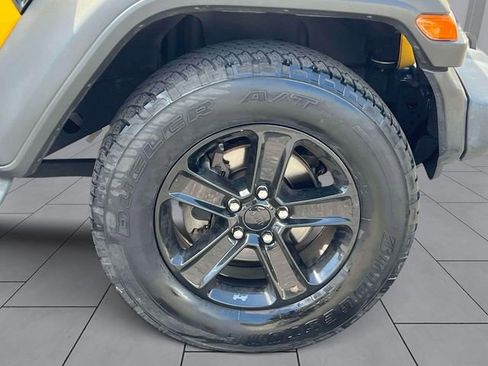 Used 2021 Jeep Wrangler Unlimited Sport AWD/4WD image 11